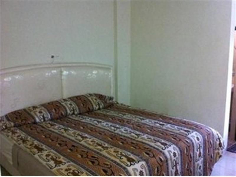 فندق كوين ستار Ngingas المظهر الخارجي الصورة